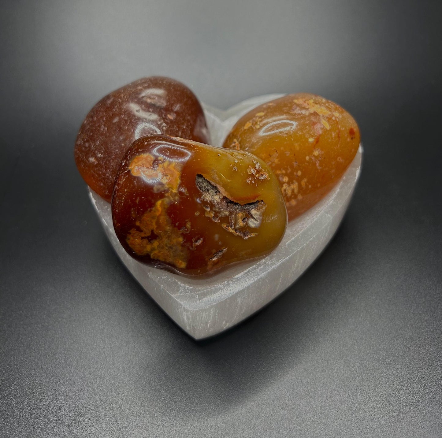 Tumbled Carnelian Stone,Healing Crystal for Creativity, Motivation, and Energy, Genuine Carnelian Gemstone for Meditation