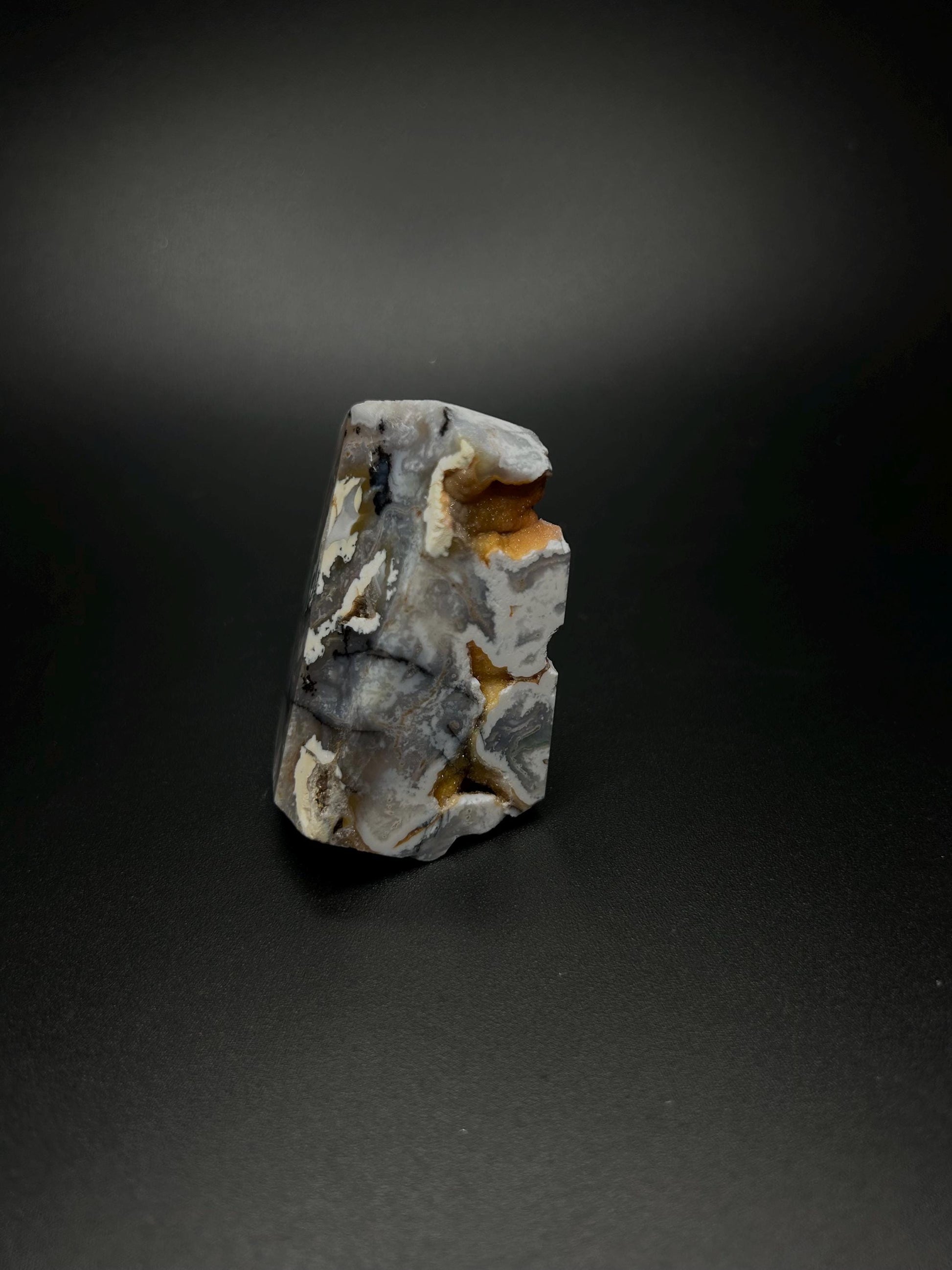 Pink Moss Agate Crystal, Heart Chakra Healing Stone for Self Love And Balance, Raw Natural Moss Agate Crystal for Energy Cleansing, Emotion