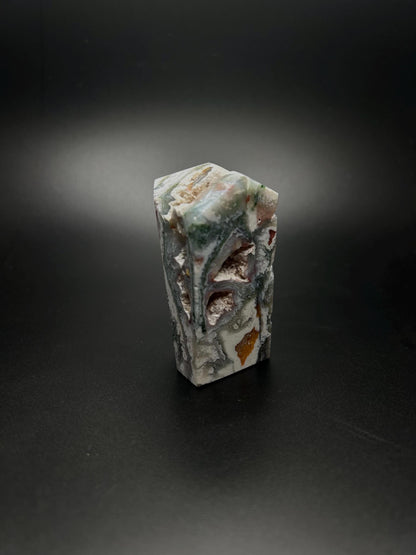 Natural Raw Crystal , Moss Agate, Heart Chakra Healing Stone for Self Love, Energy Cleansing, Emotion