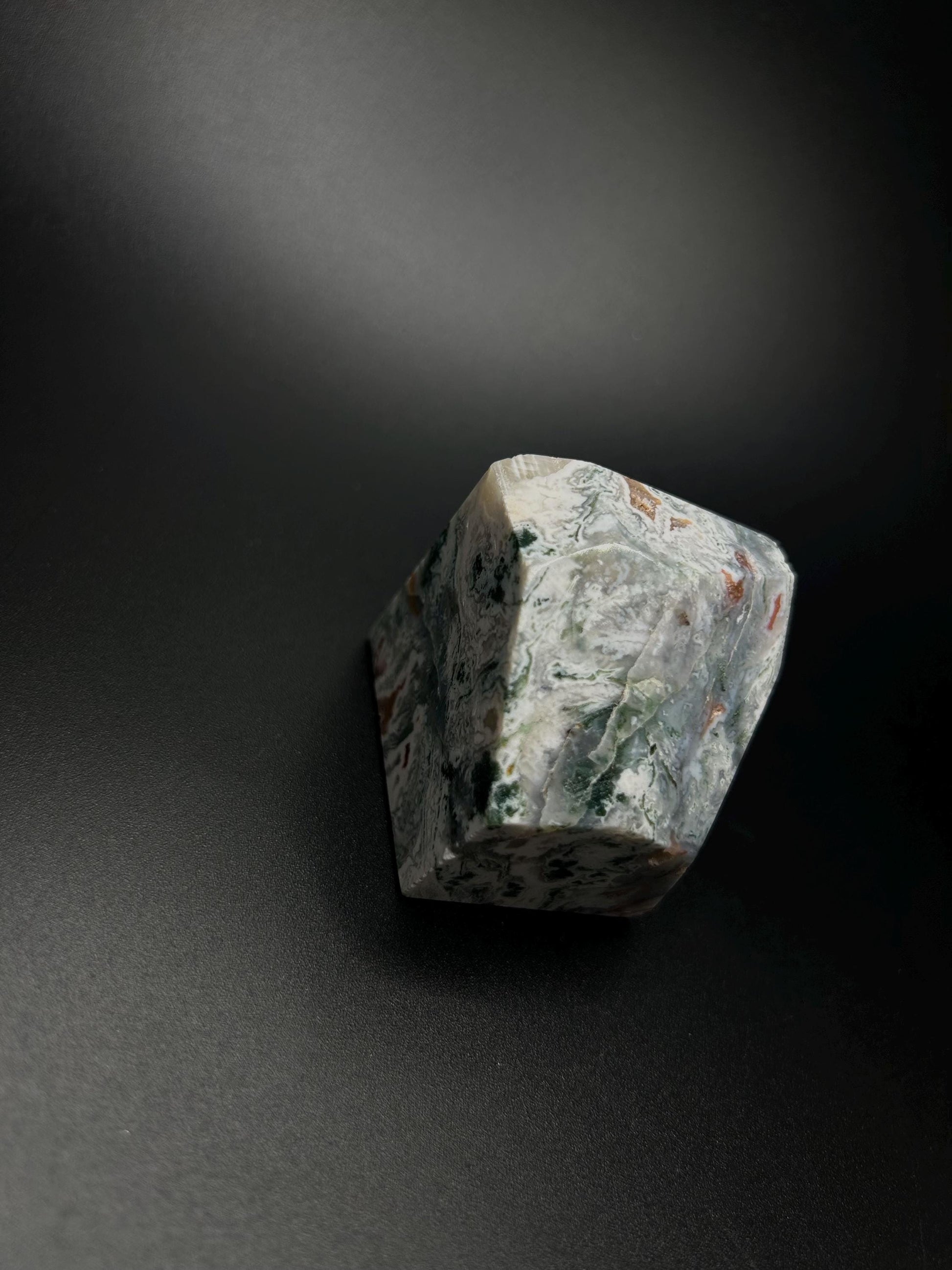 Crystal Healing, Moss Agate Raw Natural Crystal, Heart Chakra Healing Stone for Self Love, Energy Cleansing, Emotion