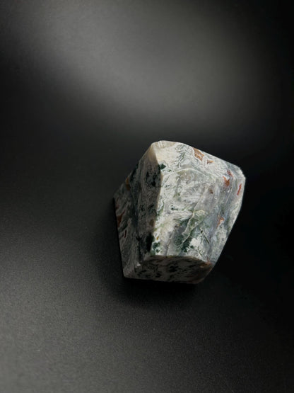 Crystal Healing, Moss Agate Raw Natural Crystal, Heart Chakra Healing Stone for Self Love, Energy Cleansing, Emotion