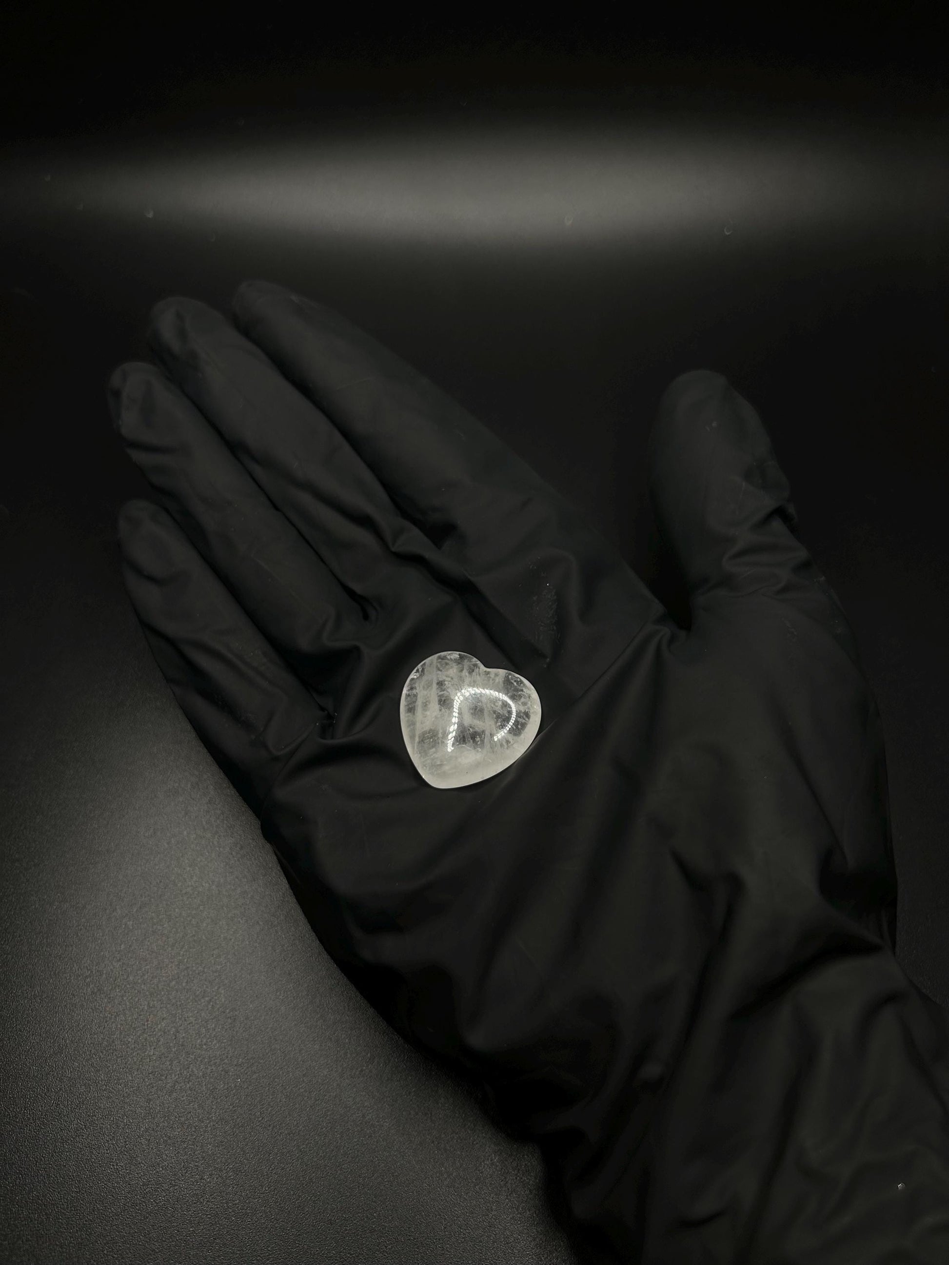 Clear Quartz Heart Crystal, Healing Stone Heart, Crystal Heart for Manifestation, Energy Healing, and Chakra Balancing, Gift for Her