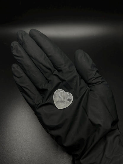 Clear Quartz Heart Crystal, Healing Stone Heart, Crystal Heart for Manifestation, Energy Healing, and Chakra Balancing, Gift for Her