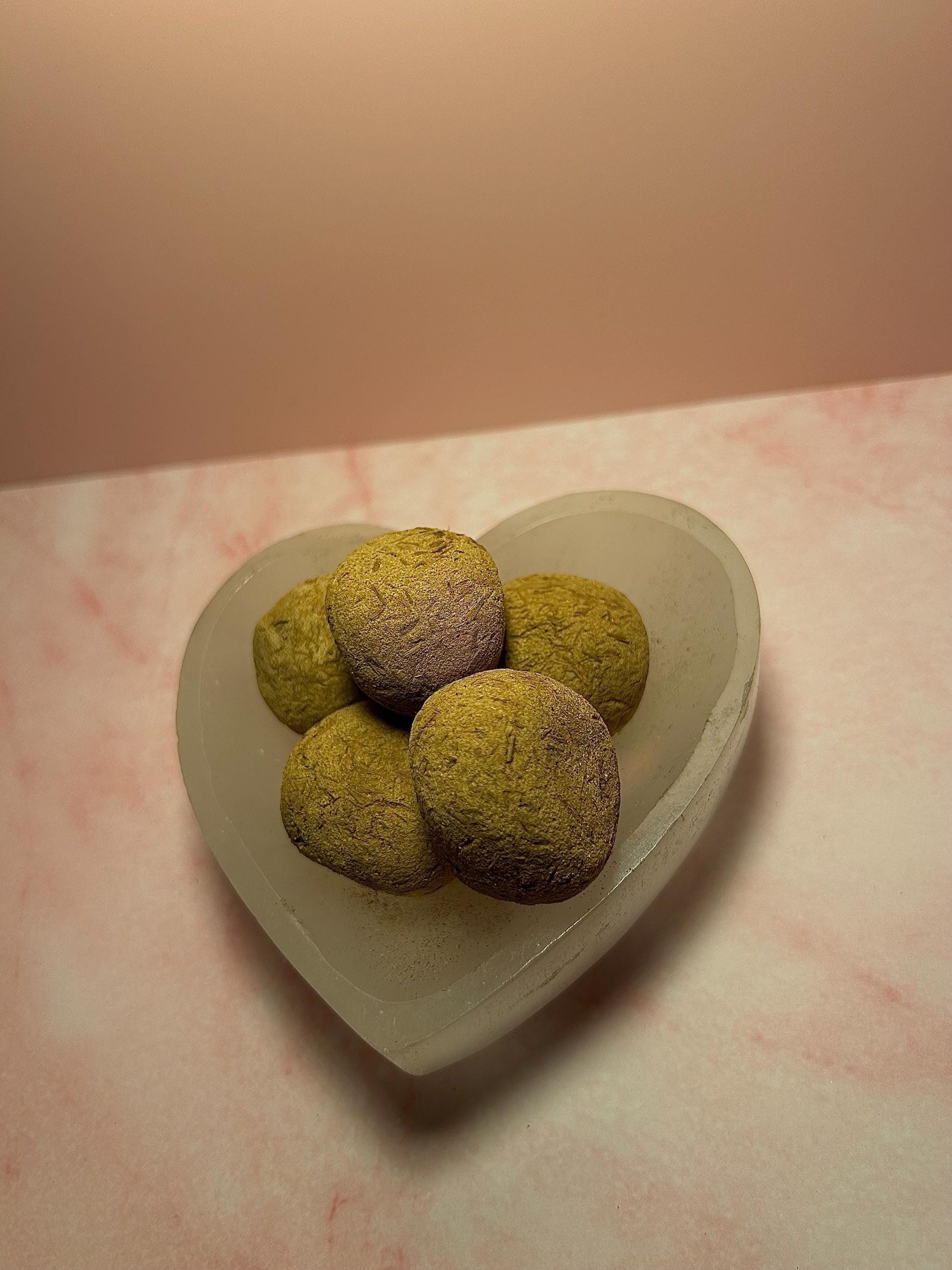 Cinnamon Smudge Balls 5 Pack – Spiritual Cleansing & Protection,!Handcrafted Herbal Incense for Manifestation, Energy Clearing, Money Work