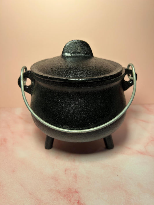 6in Cast Iron Cauldron for Incense, Spells, Resin, Sage & Potions – Witchcraft Cauldron for Offerings, Rituals, Cleansing, Altar Tools