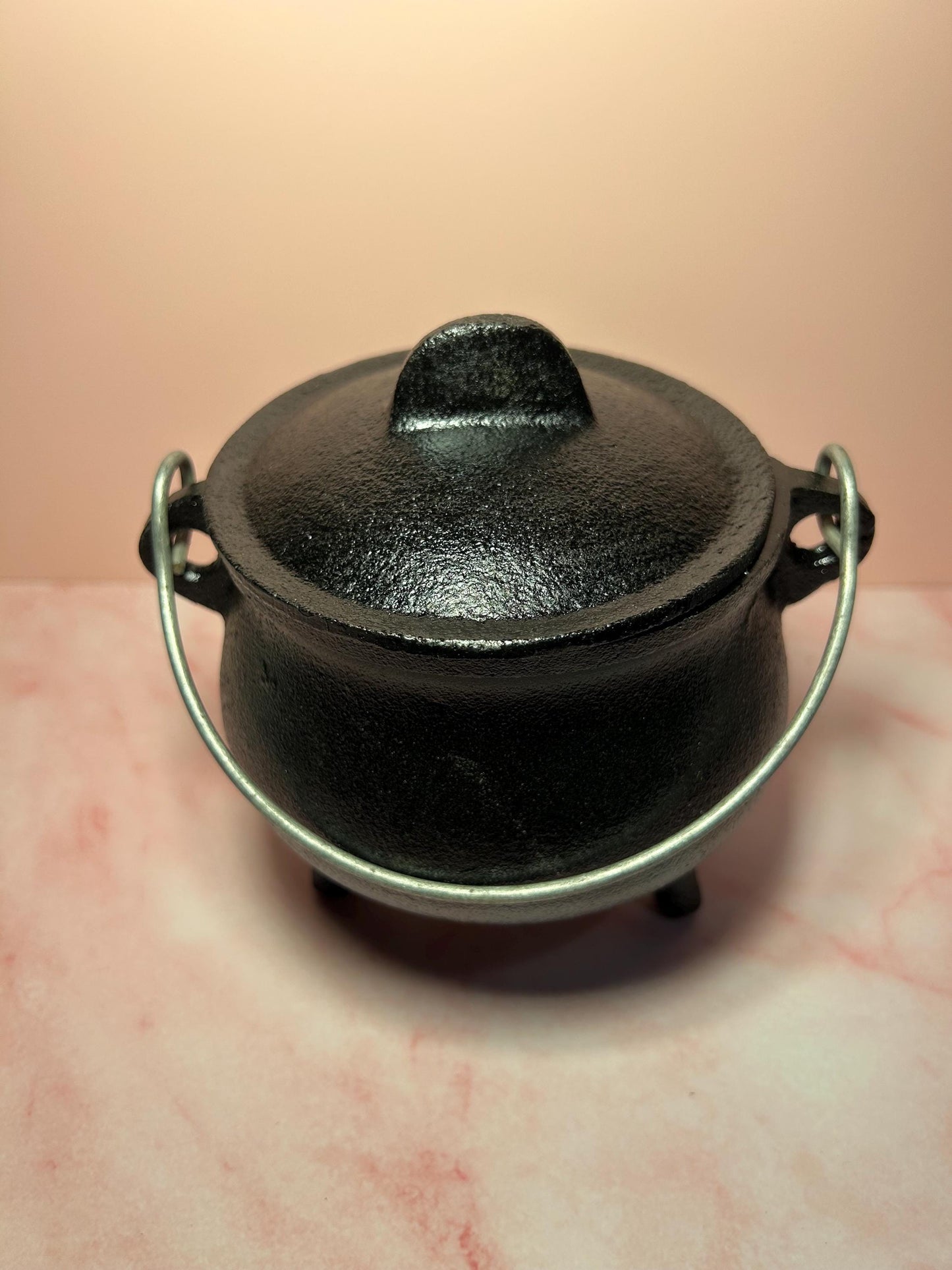 6in Cast Iron Cauldron for Incense, Spells, Resin, Sage & Potions – Witchcraft Cauldron for Offerings, Rituals, Cleansing, Altar Tools
