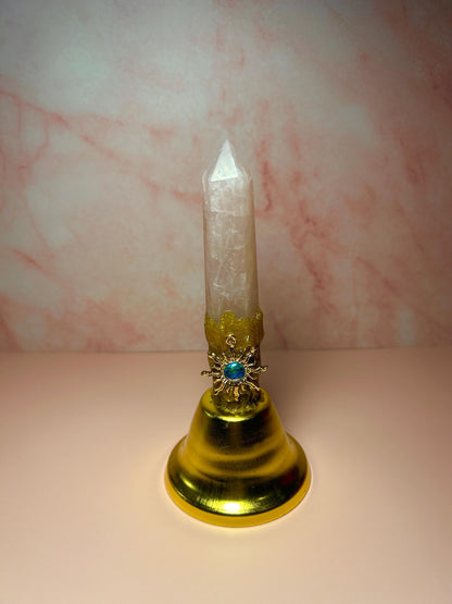 Rose Quartz Crystal Point Bell – Altar Bell for Love & Healing Energy – Spiritual Altar Supply – Crystal Bell for Rituals, Witchy Decor