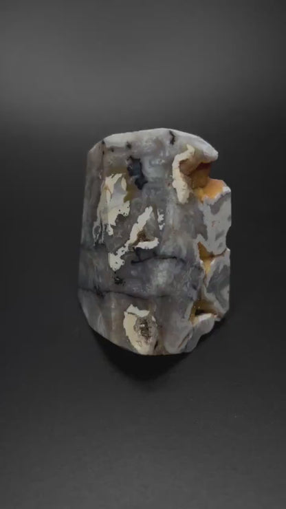 Pink Moss Agate Crystal, Heart Chakra Healing Stone for Self Love And Balance, Raw Natural Moss Agate Crystal for Energy Cleansing, Emotion