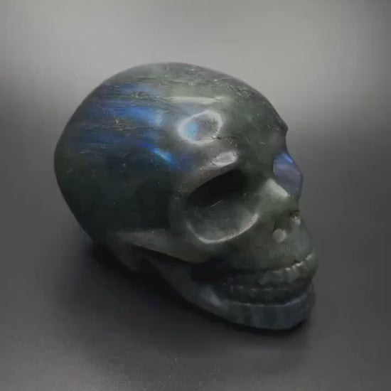 Labradorite Crystal Stone, Healing Stone Skull Stone for Intuition, Protection, Chakra Meditation Crystal, Raw Labradorite