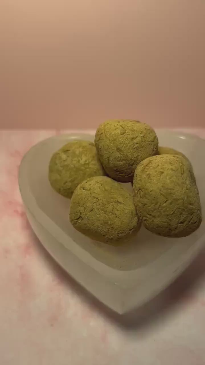 Cinnamon Smudge Balls 5 Pack – Spiritual Cleansing & Protection,!Handcrafted Herbal Incense for Manifestation, Energy Clearing, Money Work